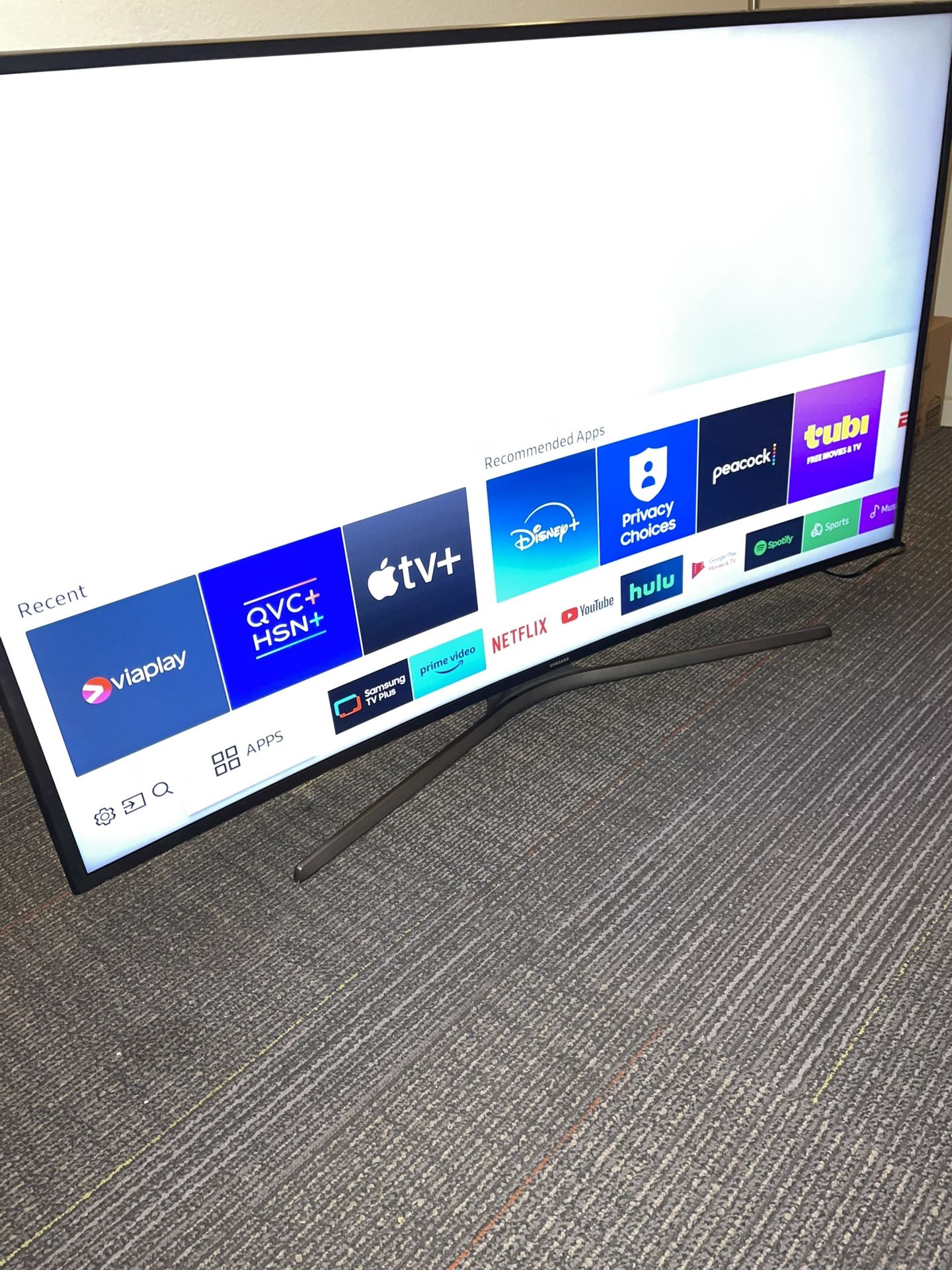 55” Samsung Curved 4K 2160p UHD Smart TV Wifi Model UN55MU650D