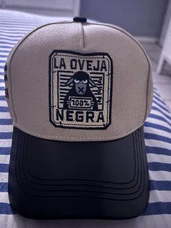 MCHats “oveja negra “