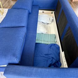 Couch With Storage And Bed!!!