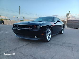 2013 Dodge Challenger R/T Plus