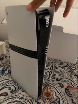 Ps5 Pro with controller and elite headset