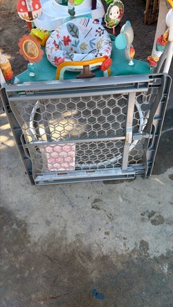 Baby gate