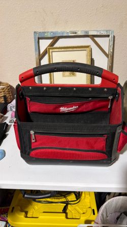 Milwaukee pack out tote bag