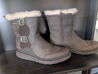 Merrell Women's Boots size 9