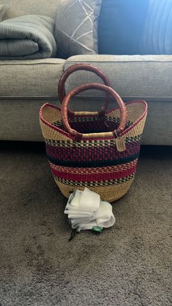 Wicker market bag with 5 cloth baggies