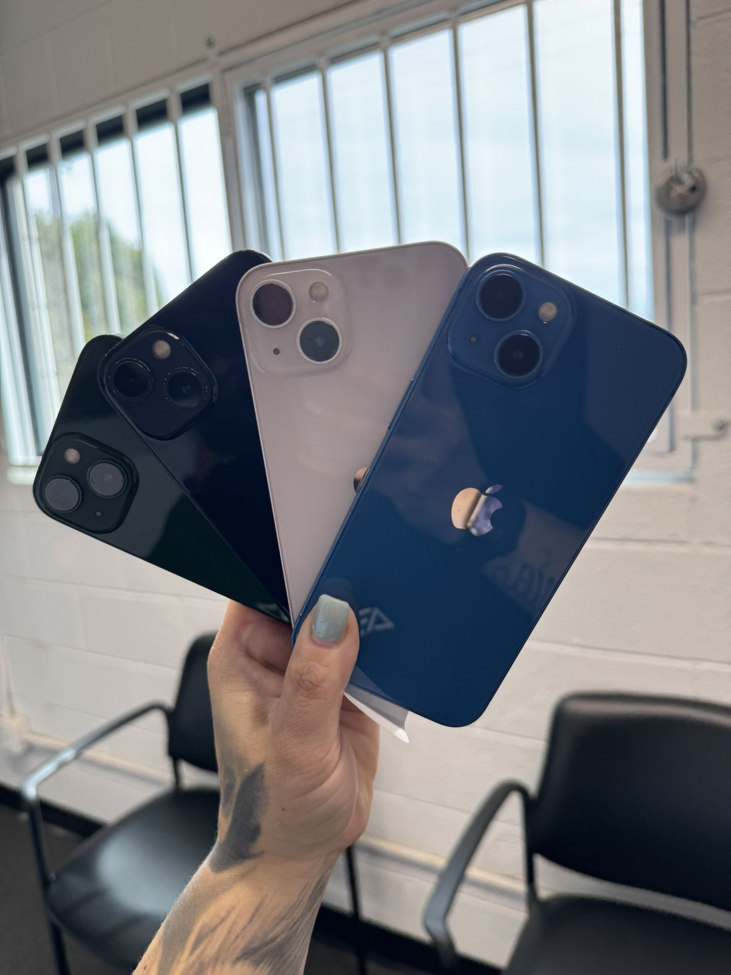 iPhone 13 UNLOCKED 🔓