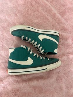Green Nike court vision