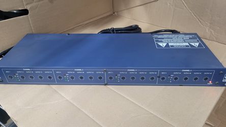 Audio Distribution Amplifier