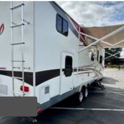 2009 pacific coachworks tango  With Super Slide