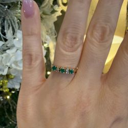 14K Gold Emeralds And Diamonds Ring Band 