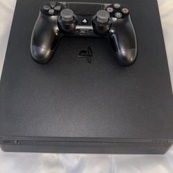 PS4 Slim
