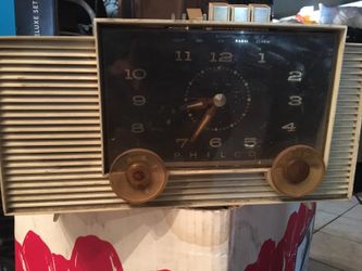Vintage Philco Clock Radio