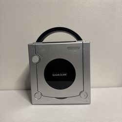 Nintendo GameCube Console Platinum Player Pack 