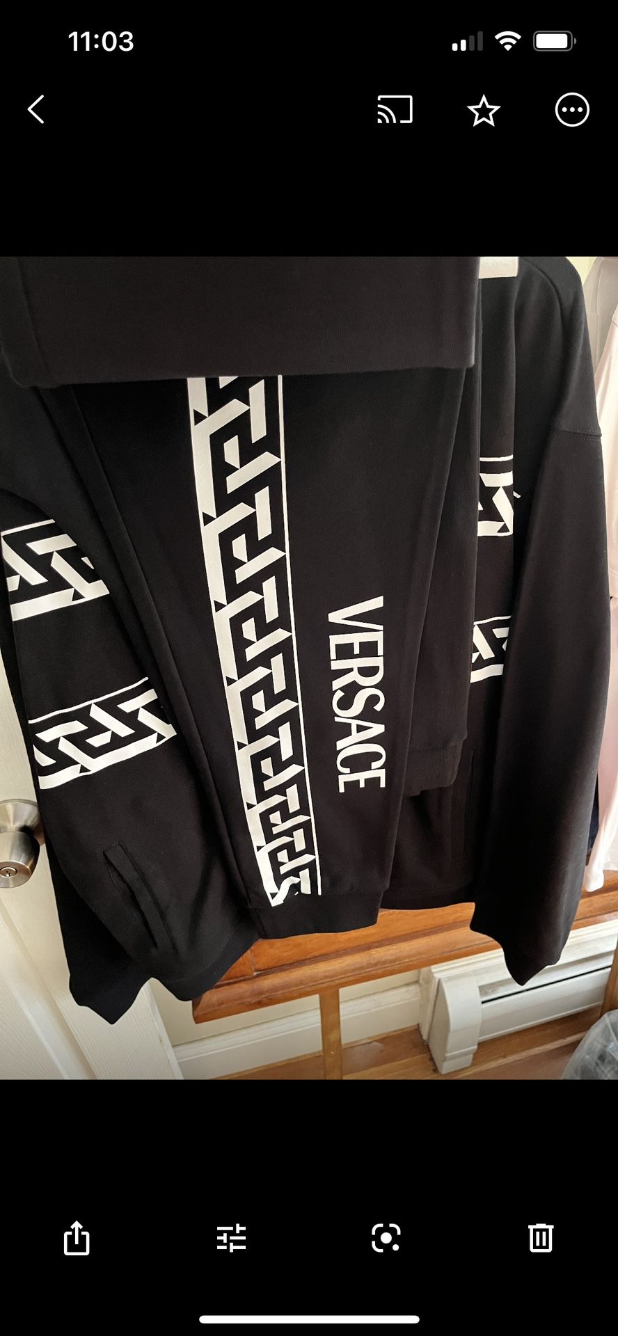 Men’s LG Versace SweatSuit (Brand New)