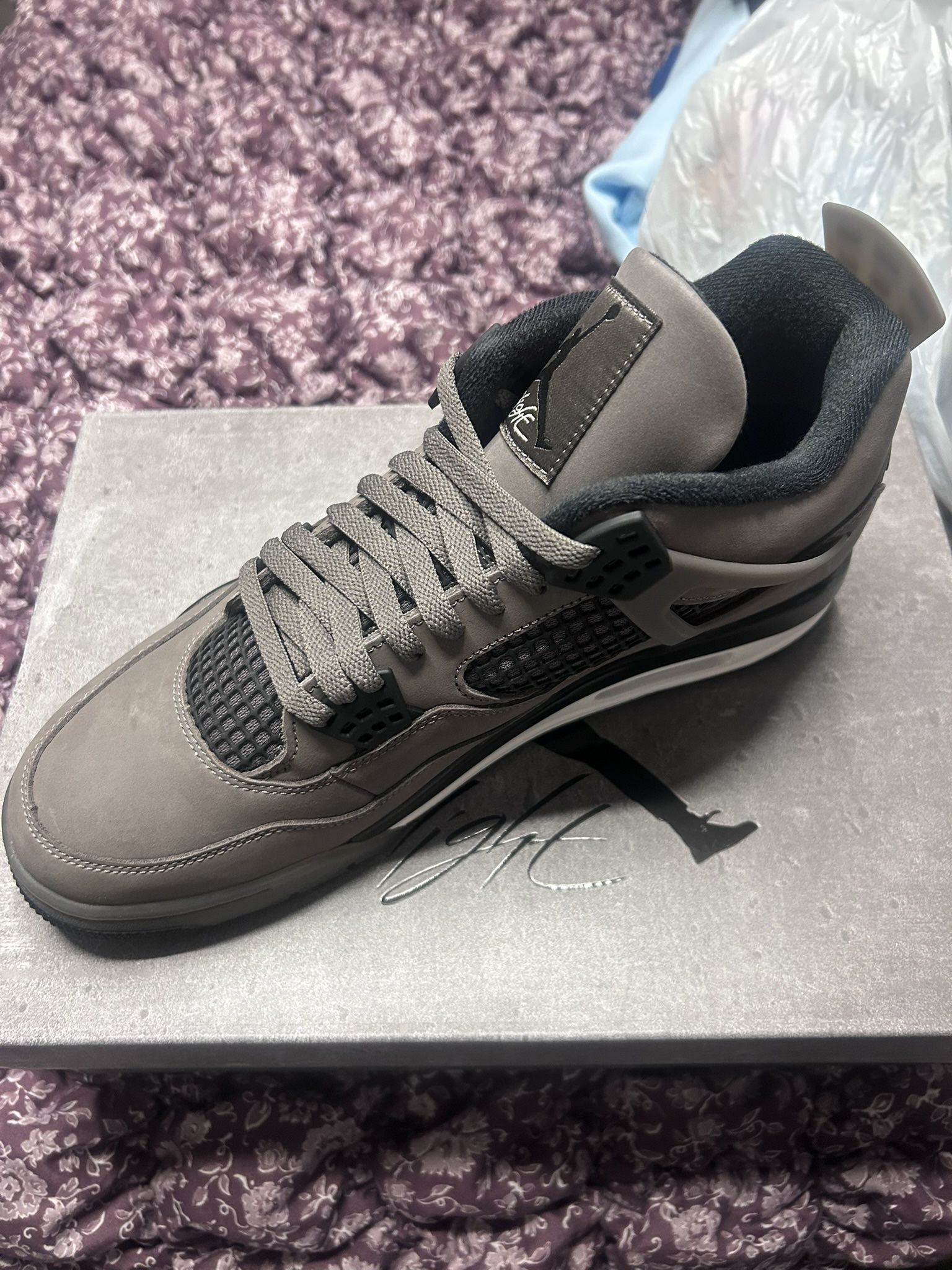 Jordan 4s