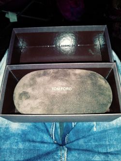 kit astuccio rigido 0 b8 uomo tom ford for Sale in Texas City TX OfferUp