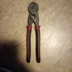 Klein Cable Cutters 