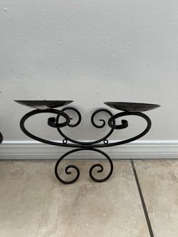 Wall candle holder