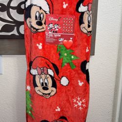 Disney Minnie, Mouse And Mickey Mouse Christmas Plush Throw 50 X 70 ( Read Description) 
