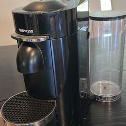 Nespresso coffee Machine 