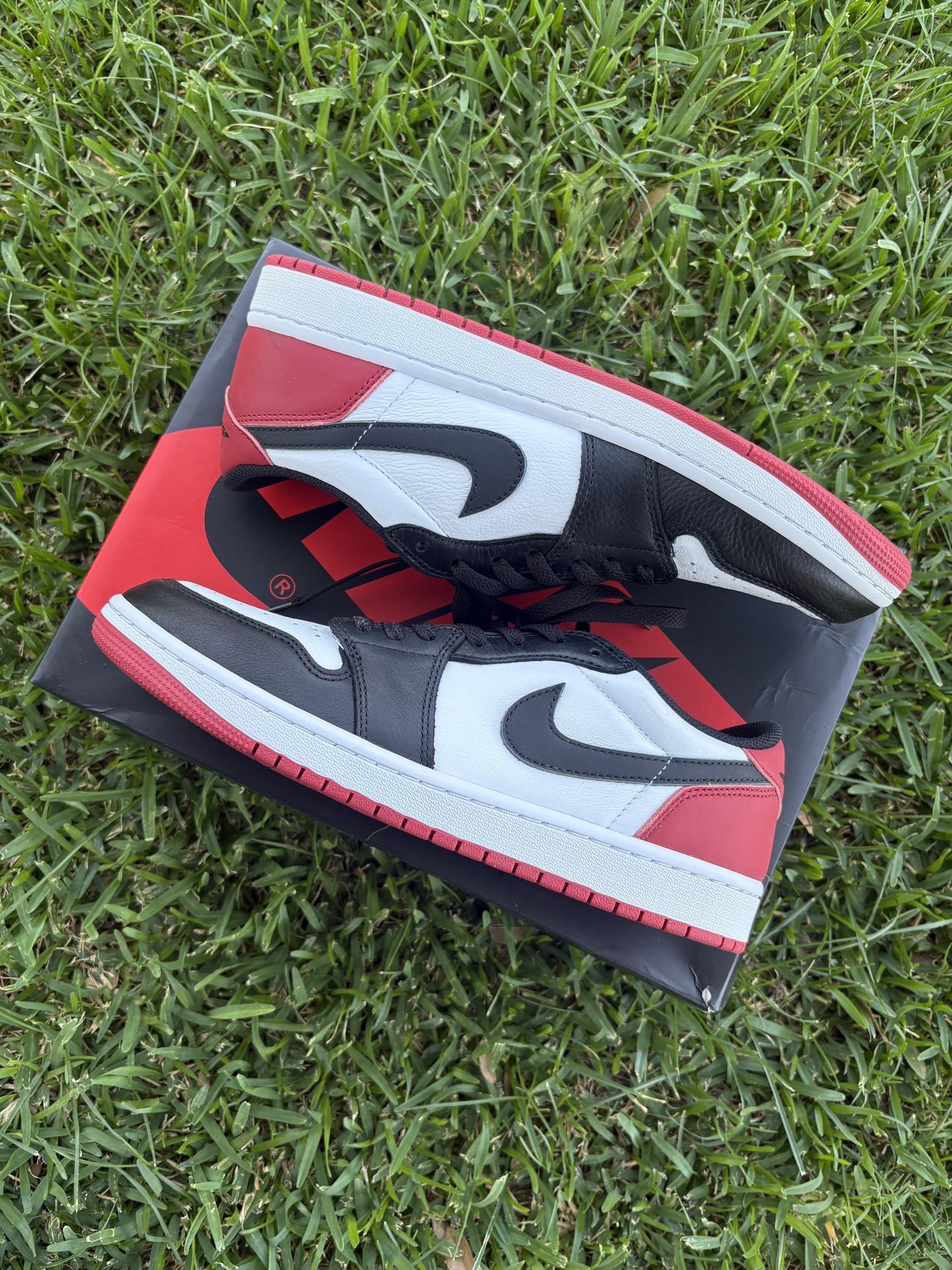 Jordan 1 Retro Low OG Black Toe (2023) Size 10.5