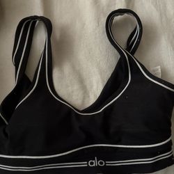 alo yoga set bag included