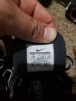 Kids baseball Cleats