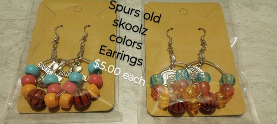 Spurs Old School Earrings