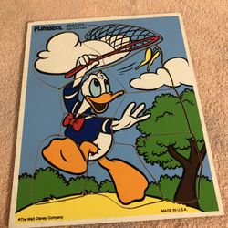 Vintage Playskool Donald Duck Butterfly Catching #190-28 Wood Puzzle 9 Pieces