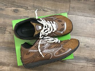 Bottega Veneta Orbits (NOT FREE & noTRADES)