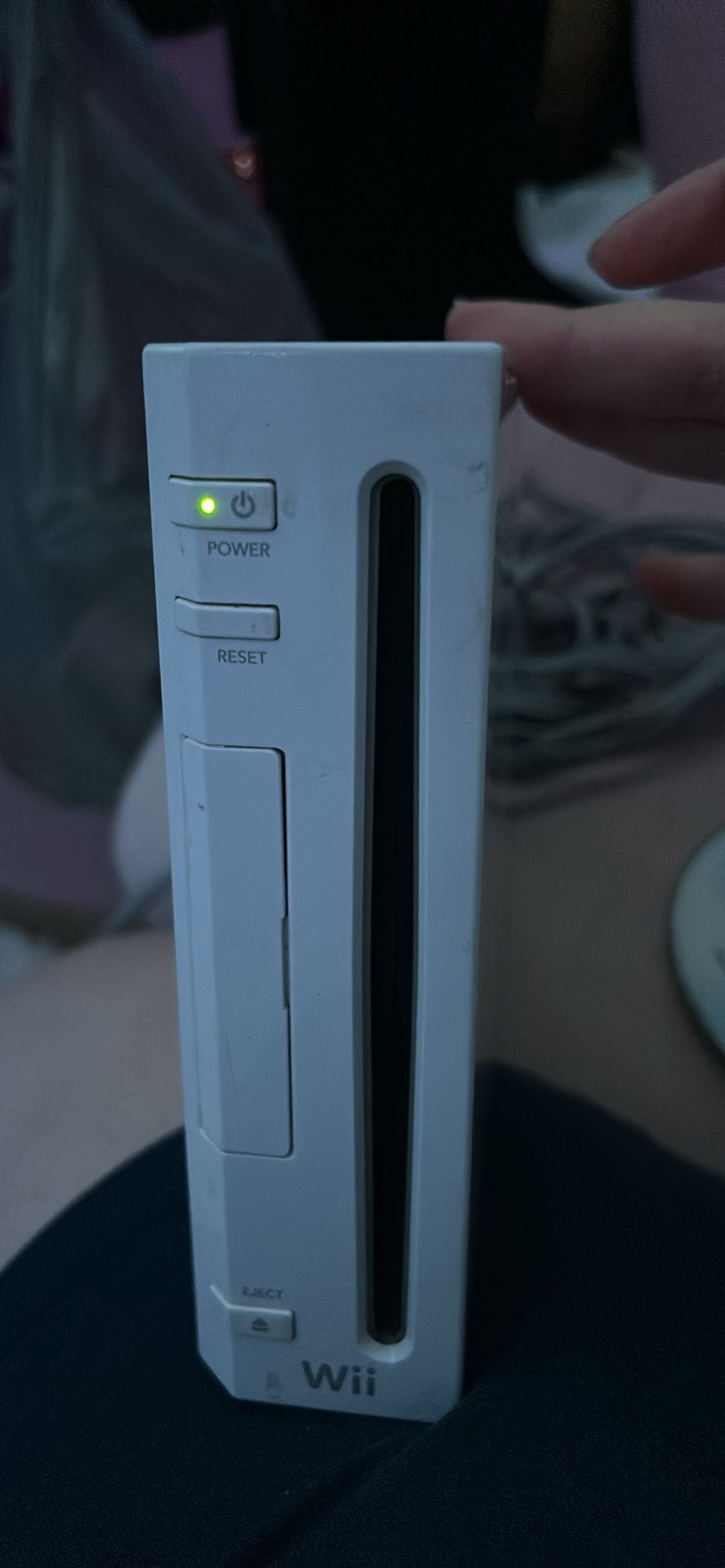 White Nintendo Wii(No Controller)