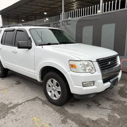 2010 Ford Explorer