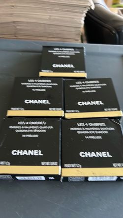 CHANEL compact powder