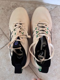 Brand new Asics Gel Cummulus 28 US Size 9.5 for sale