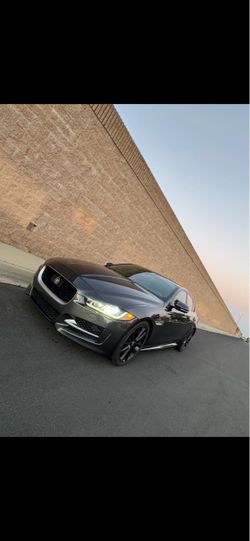 2017 Jaguar XE