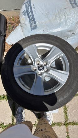 2020 Toyota Highlander rims & tires