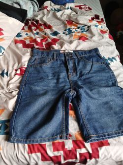 Levi's SLIM SHORTS Size 16 Regular Dark Blue