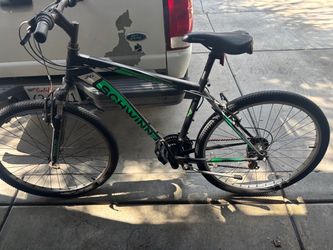 SCHWINN BIKE