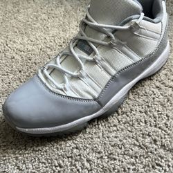 Jordan 11s