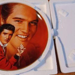 Elvis Presley Collector's Plate Wear My Ring Around Neck King Of Rock