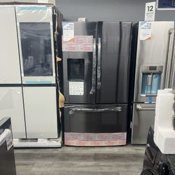 Samsung - 27 cu. ft. Large Capacity 3-Door French Door Refrigerator with External Water & Ice Dispenser in Black Stainless Steel