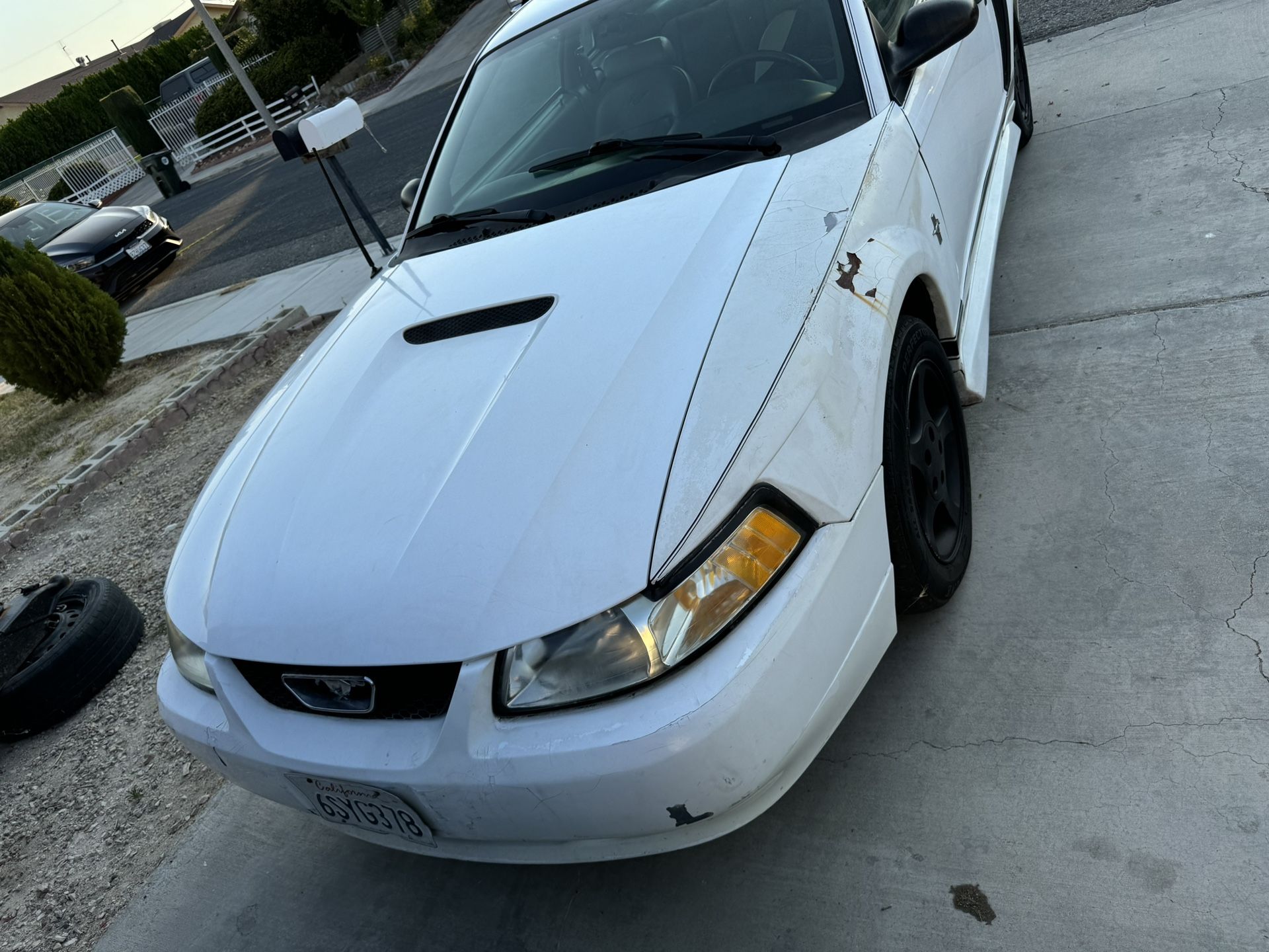 2000 Ford Mustang