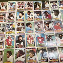 Lot of 50 1980 topps football cards #6