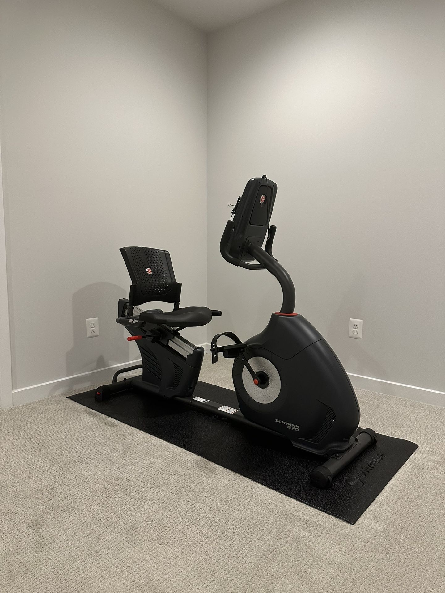 Schwinn 270 Recumbent Bike
