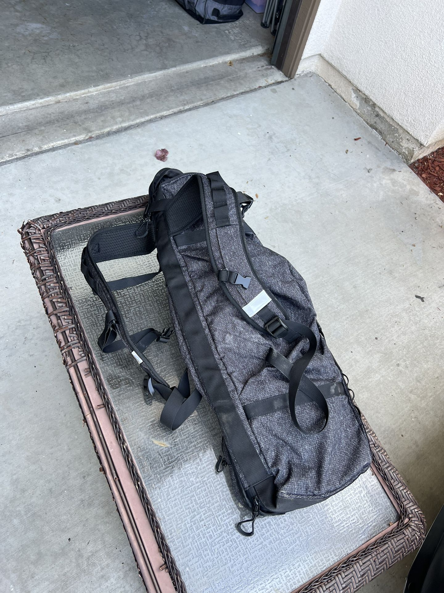 One wheel Pint Backpack