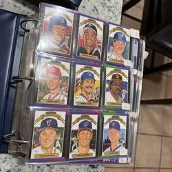 1987 Topps & 1989 Donruss Baseball Card Collection – Binders – 1,000+ Cards