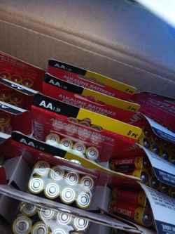 AA batteries  8pk