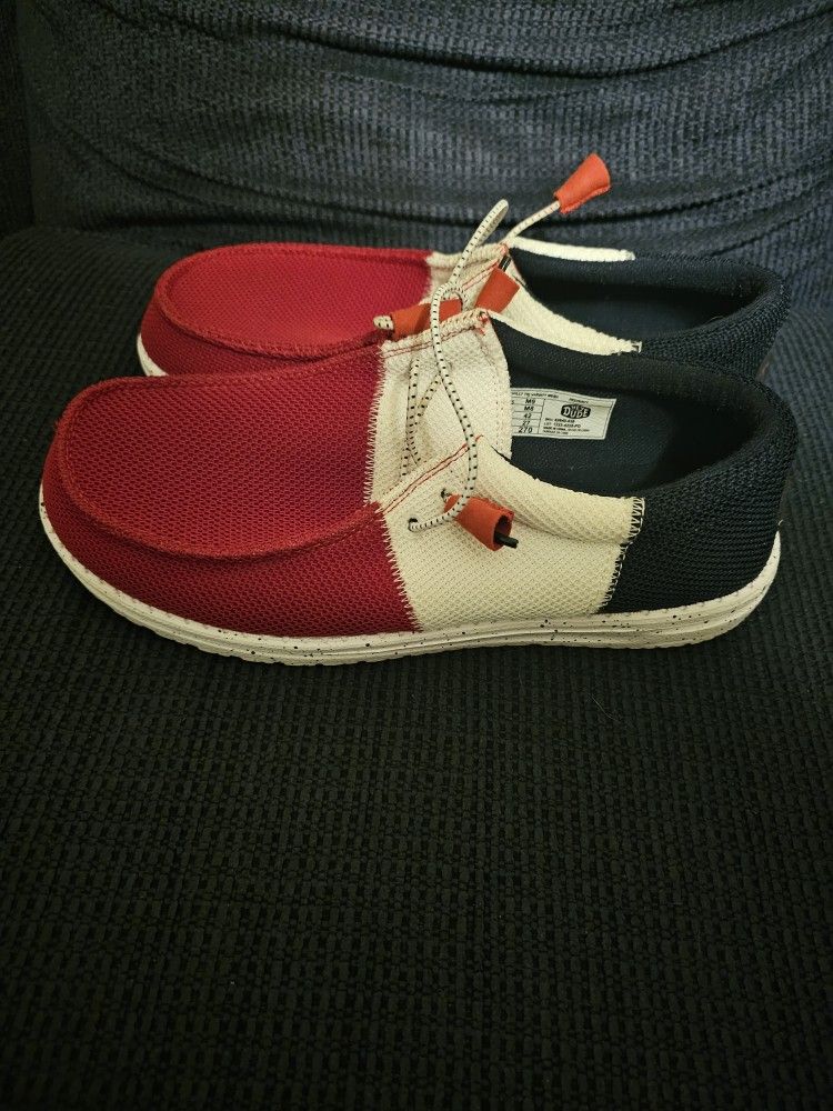 Hey Dude Size 9