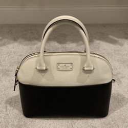 Kate Spade Purse Excellent Condition like New!
