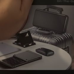 Keyboard /foldable wireless keyboard